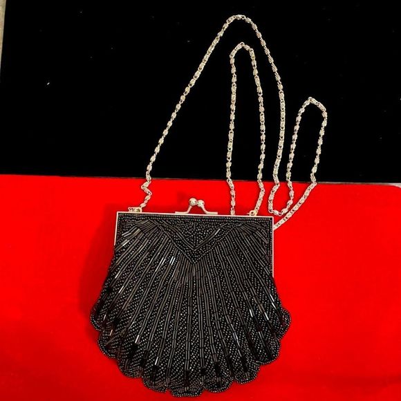 Metaphor clutch purse - Picture 1 of 5